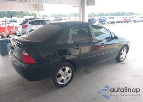 2007 Ford Focus Zx4/S/Se/Ses from USA, damaged, VIN 1FAHP34N87W247124